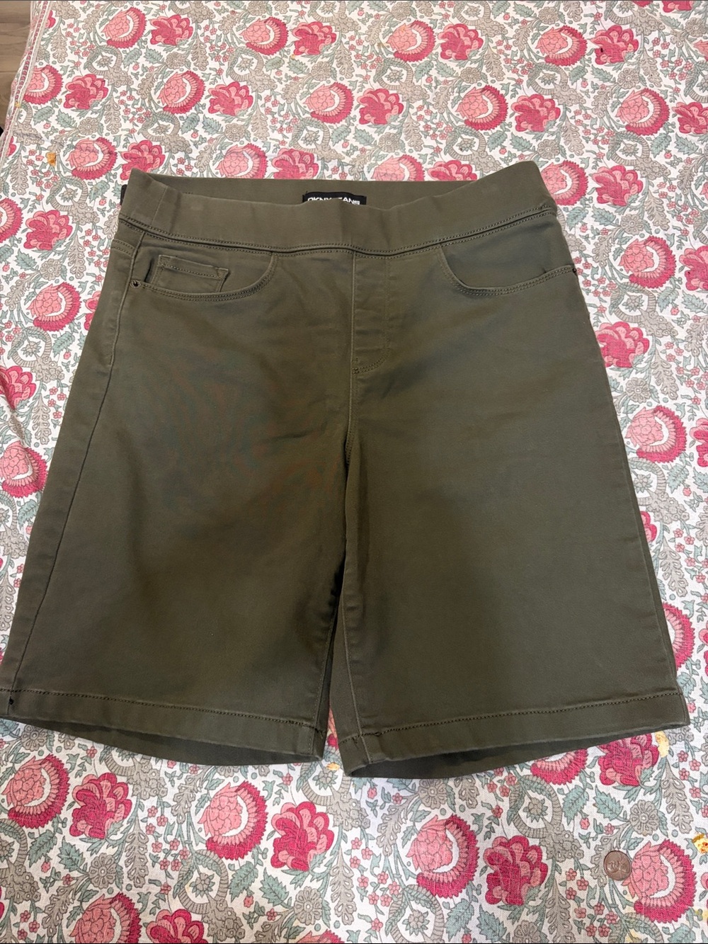 DKNY Olive Flat-Front Women's Shorts